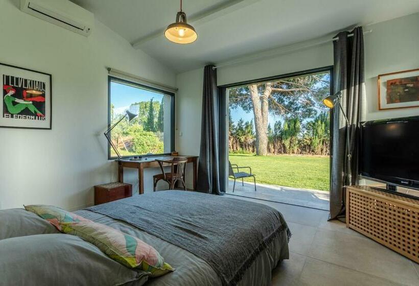 Пансион La Chambre De Laura