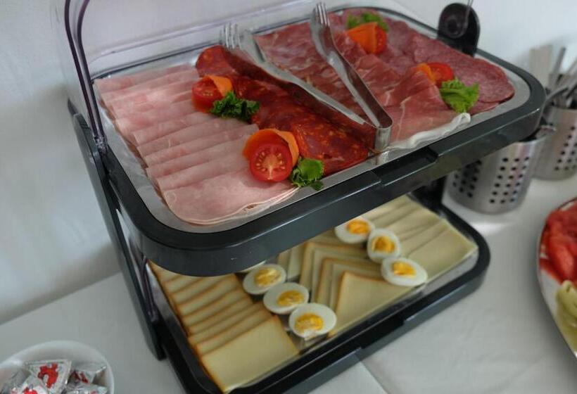 ペンション Penzión Pod Brezami