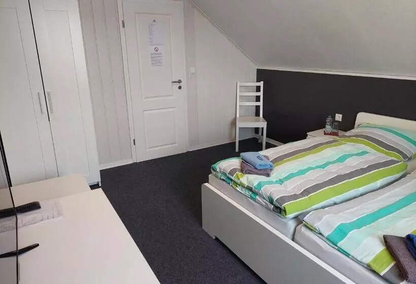 Retkeilymaja Landhaus Luttum