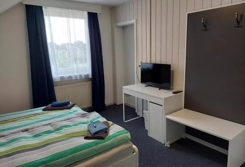 Retkeilymaja Landhaus Luttum