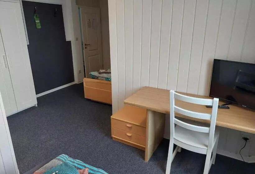 Retkeilymaja Landhaus Luttum