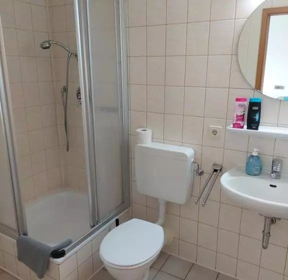 Retkeilymaja Landhaus Luttum