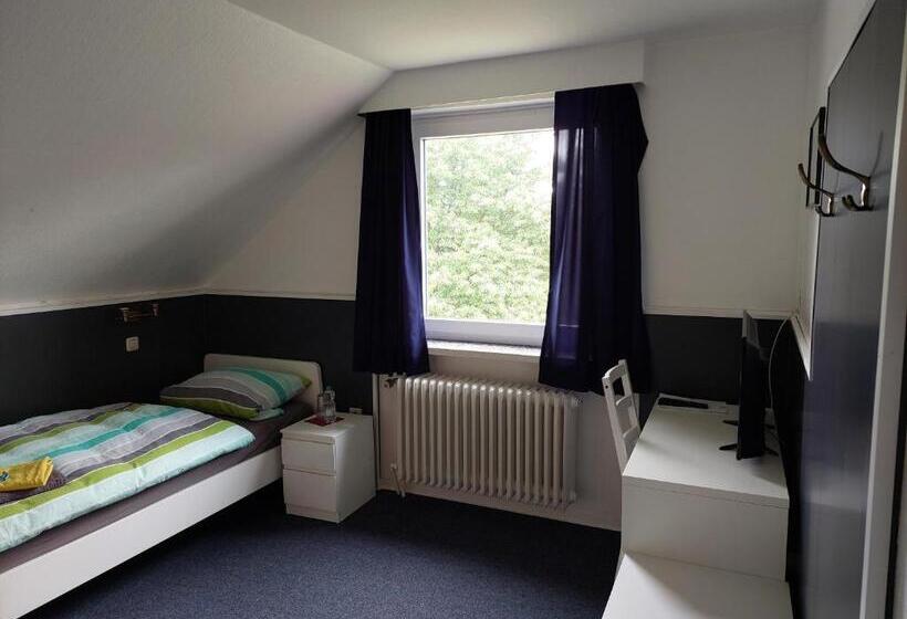Общежитие Landhaus Luttum