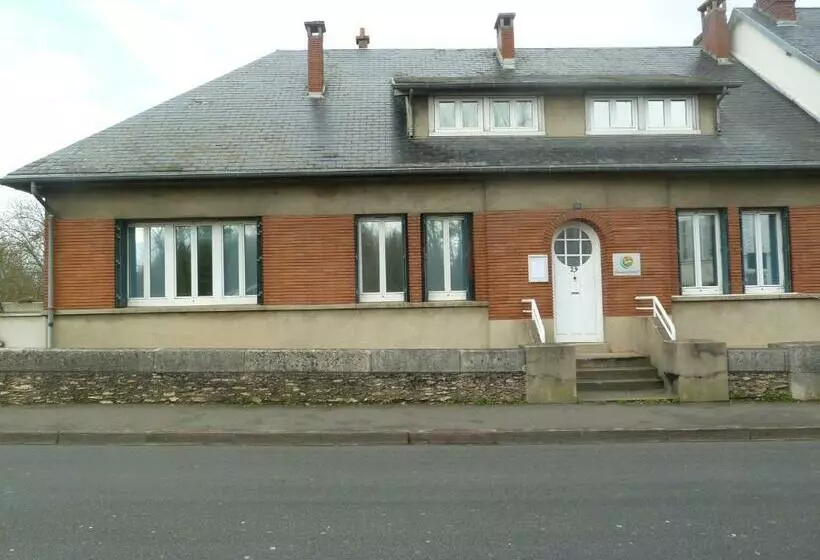 Aamiaismajoitus (B&B) Chambres D Hôtes Gobillon