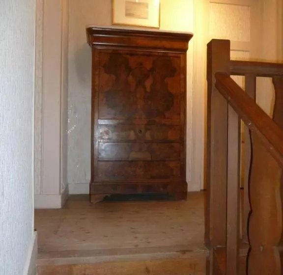 Aamiaismajoitus (B&B) Chambres D Hôtes Gobillon