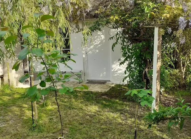 Aamiaismajoitus (B&B) Chambres D Hôtes Gobillon