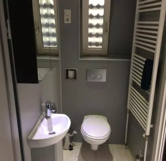 Aamiaismajoitus (B&B) Den Laage Hof