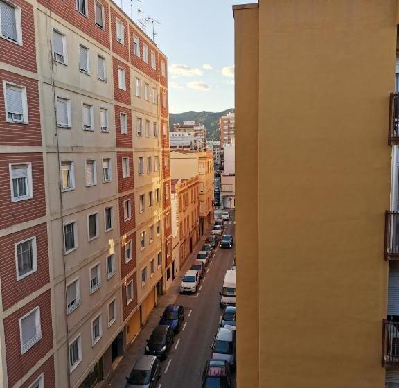 ベッドアンドブレックファースト Habitaciãƒâ³n Centro Gandia