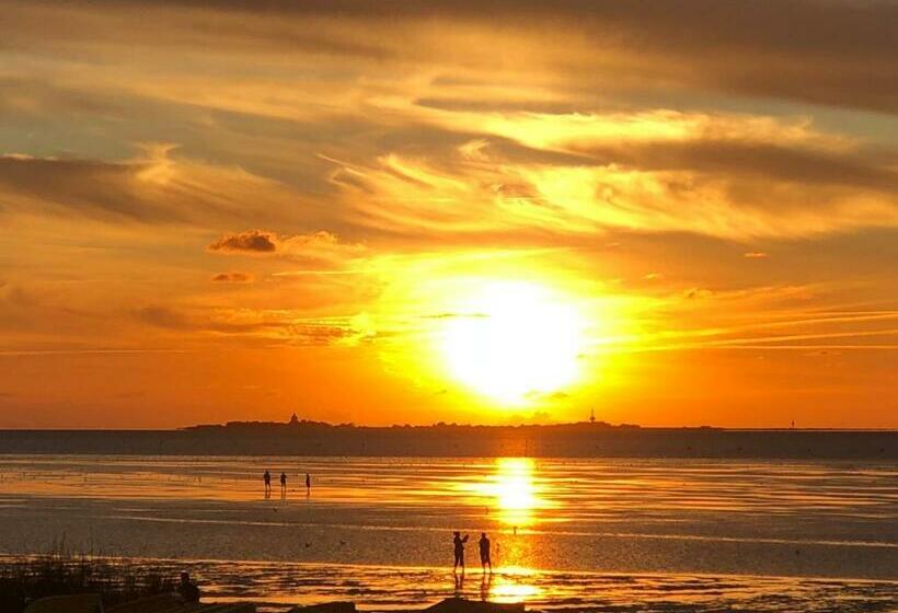 تختخواب و صبحانه Haus Zur Heimat