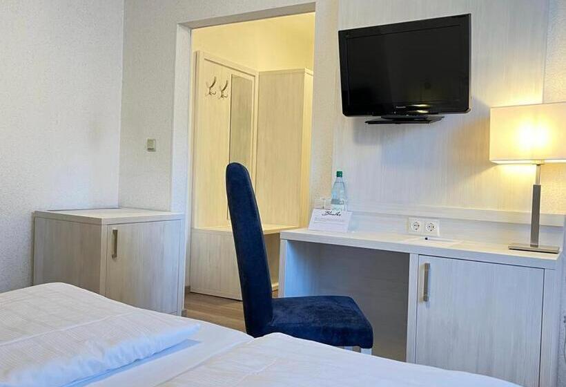 تختخواب و صبحانه Haus Zur Heimat