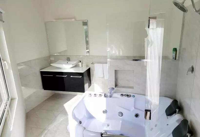 ベッドアンドブレックファースト Merry Mary