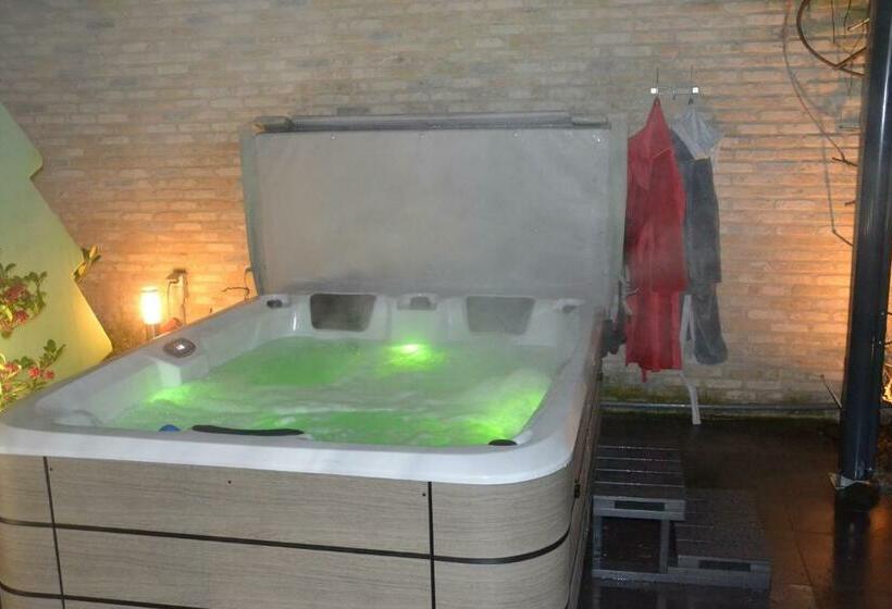 تختخواب و صبحانه Ter Thuyne