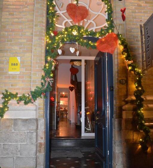 تختخواب و صبحانه Ter Thuyne