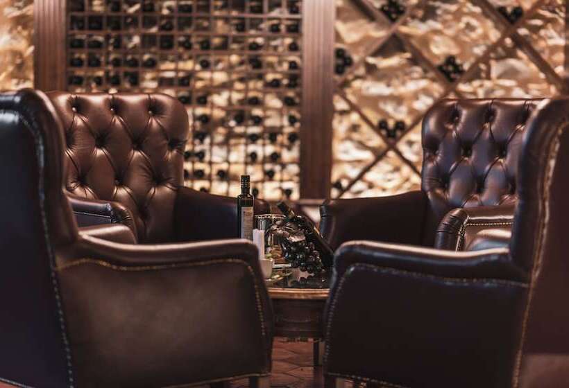 هتل Wine Estate Paradiso Di Cacuci