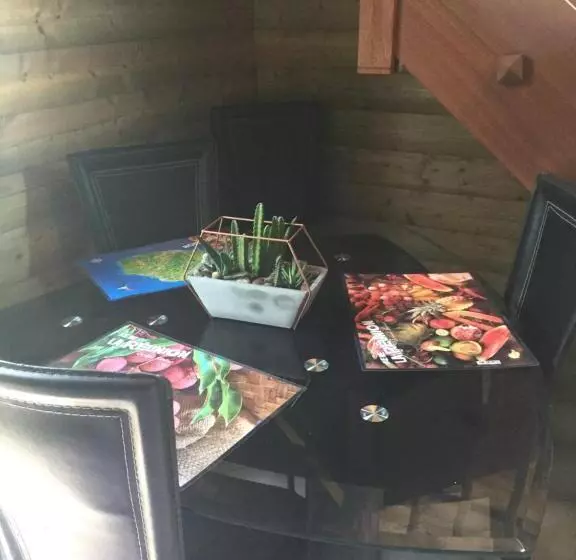 پانسیون Coeur Creole