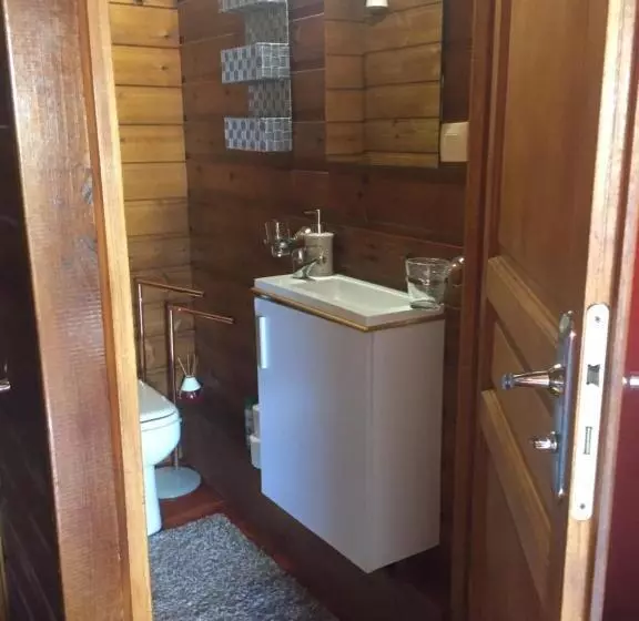 پانسیون Coeur Creole