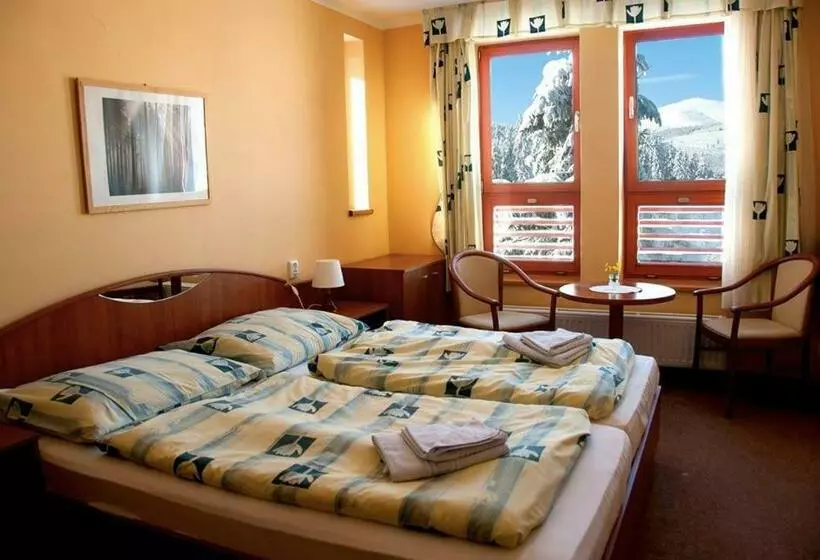 Majatalo Renerovka 93