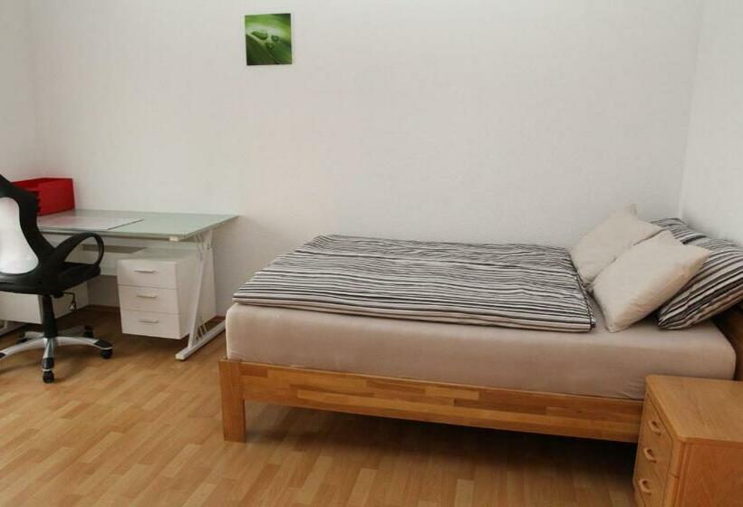 פנסיון Suhr Guest House Aarau Switzerland
