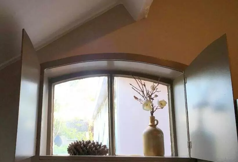 Majatalo T Zeeuwse Licht