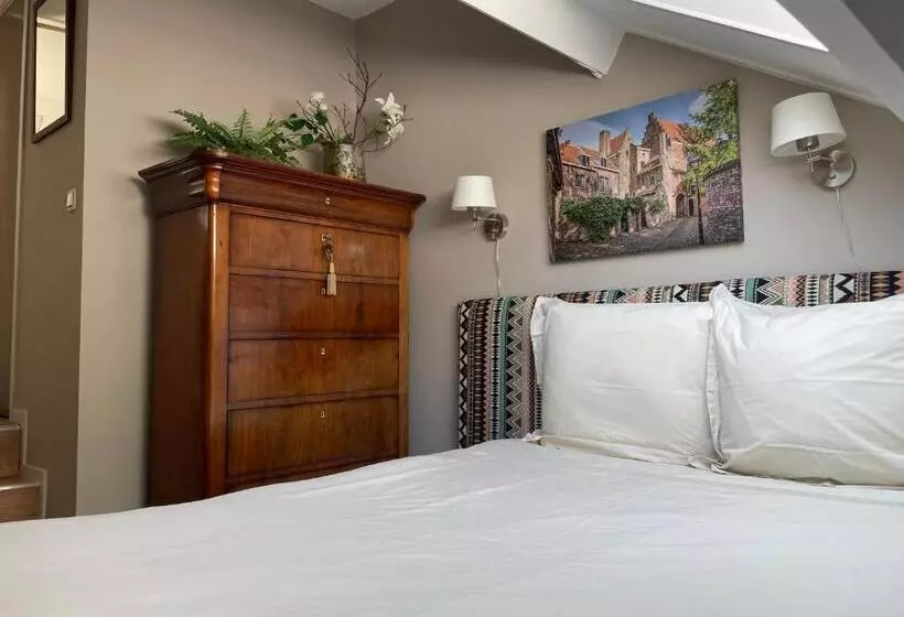 Majatalo T Zeeuwse Licht