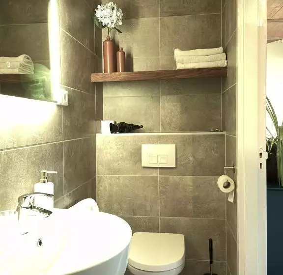 Majatalo T Zeeuwse Licht