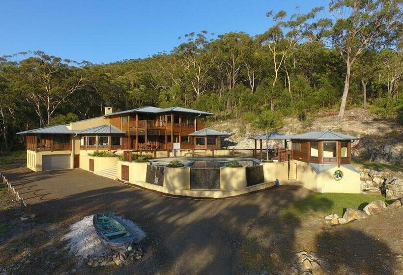 بنسيون The Pool House   Crescent Head   Stunning Ocean Views, Pet Friendly