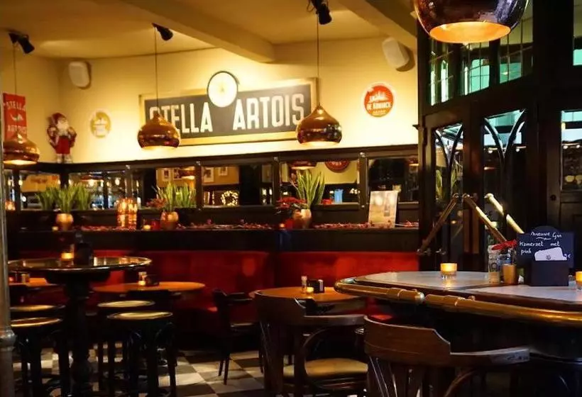 ホテル Afspanning De Kroon