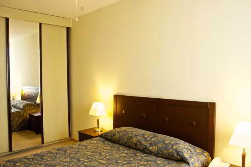 ホテル Baran Airport Residence