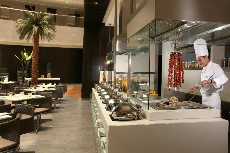 ホテル Centro Sharjah