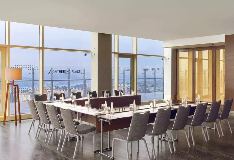 هتل Le Méridien Istanbul Etiler