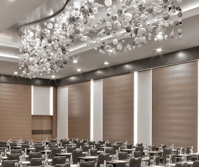 ホテル Le Méridien Istanbul Etiler