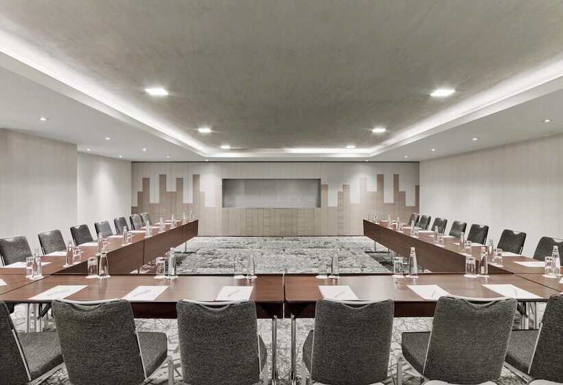 ホテル Le Méridien Istanbul Etiler