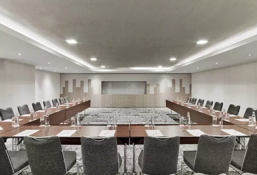 هتل Le Méridien Istanbul Etiler