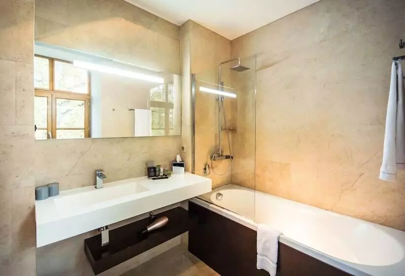 Отель Logis Villa C Hôtel