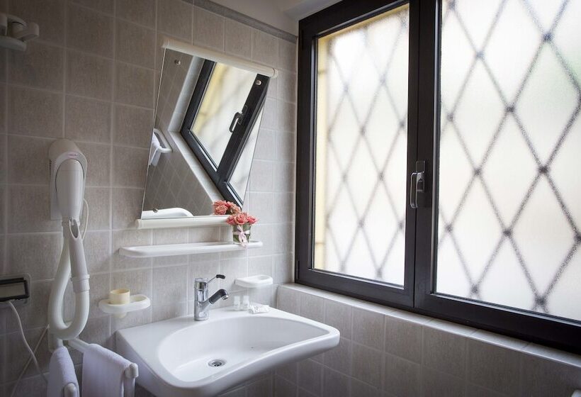 בית מלון כפרי Miranda