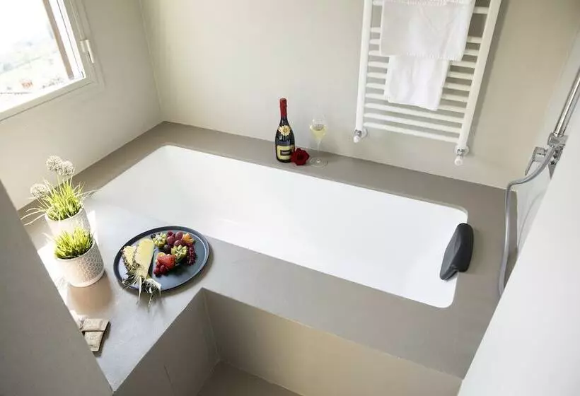 בית מלון כפרי Miranda