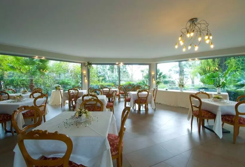 호텔 Oasi Wellness & Spa