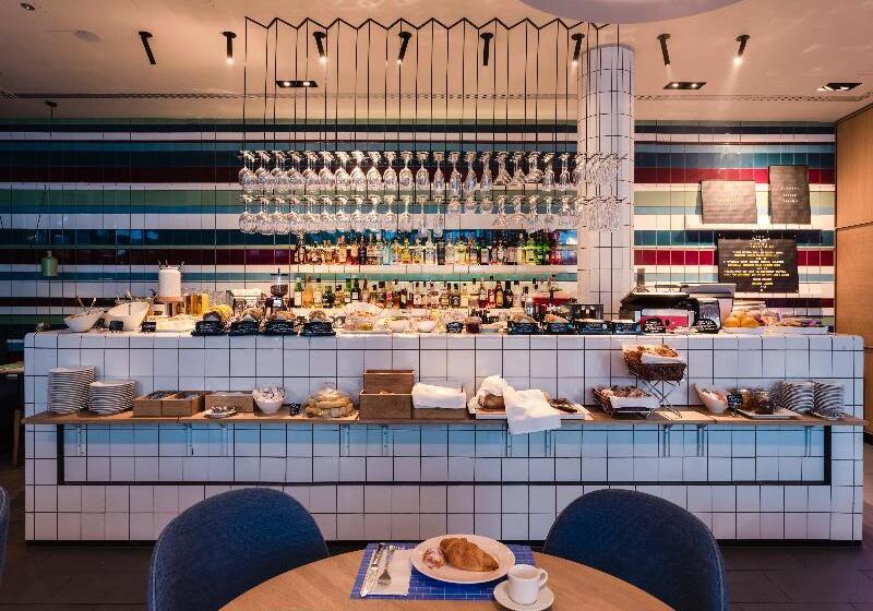 בית מלון כפרי Puro Wrocław Stare Miasto