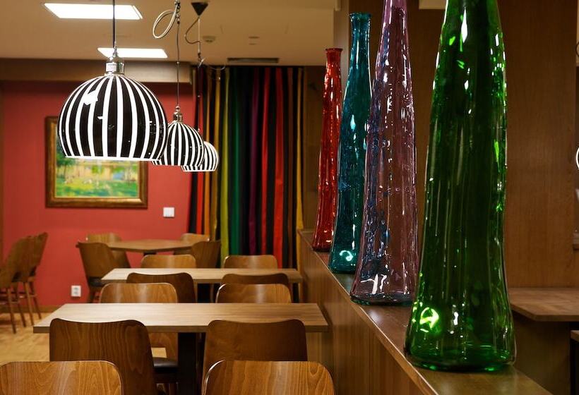 酒店 Scandic Paasi