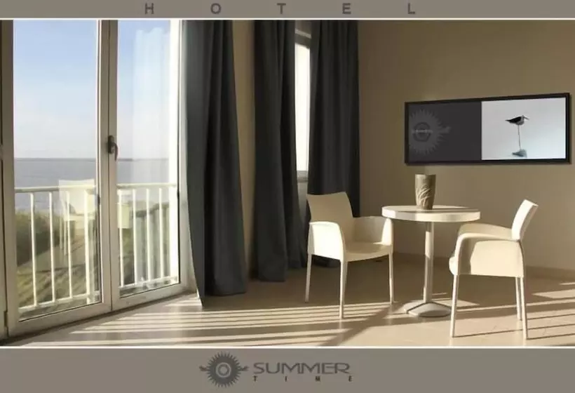 ホテル Summertime