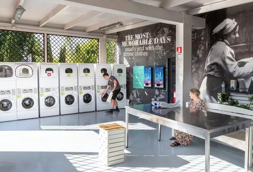 Hu Roma Camping In Town