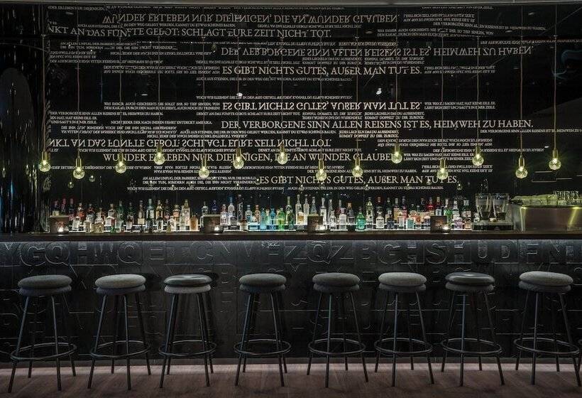 Motel One Dresden   Palaisplatz