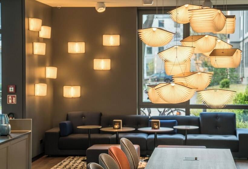 Motel One Dresden   Palaisplatz