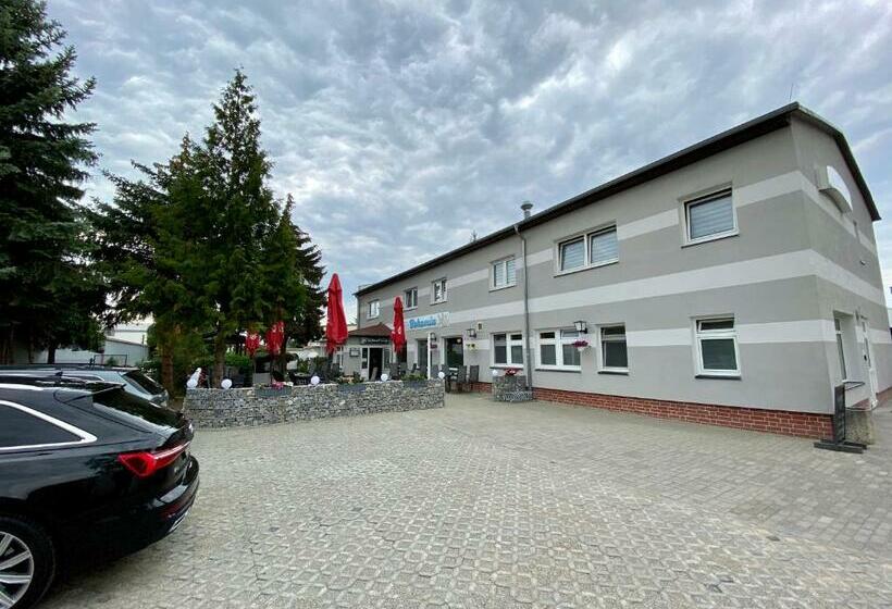 فندق صغير Pension Florion