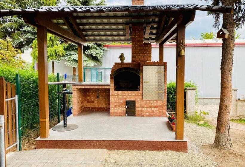 فندق صغير Pension Florion