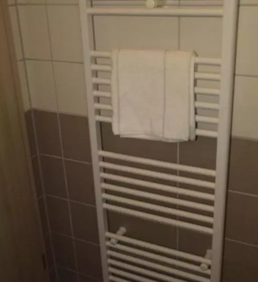 Retkeilymaja Pension Florion