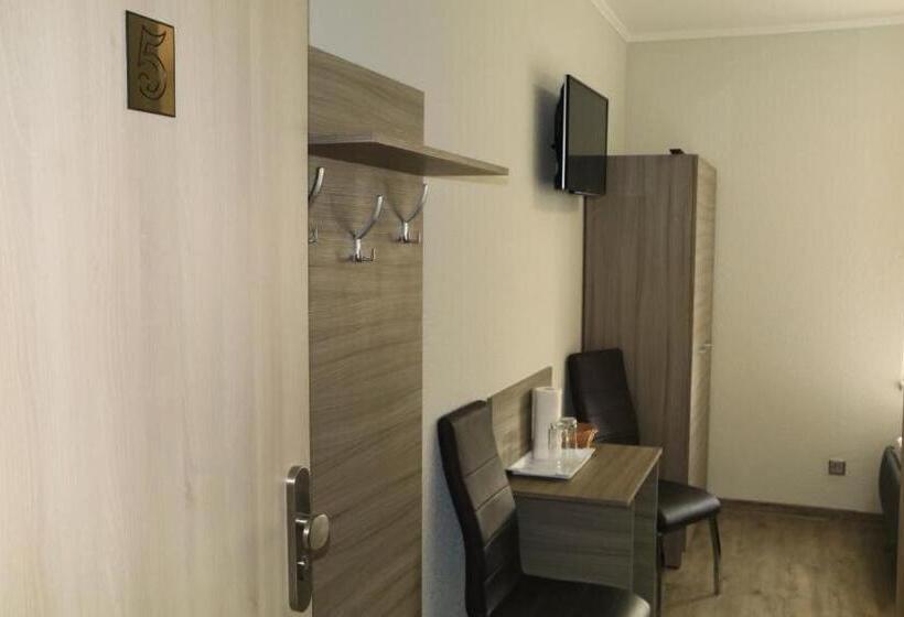 فندق صغير Pension Florion