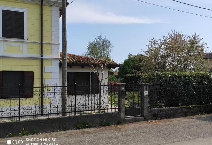 ベッドアンドブレックファースト Il Cedro