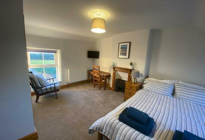 住宿加早餐  Little Hilton Farm