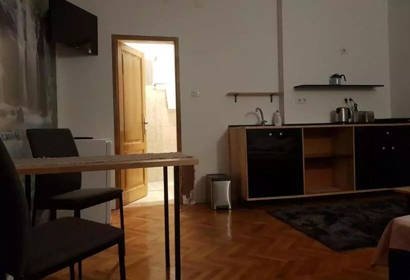 ペンション Casa Raia